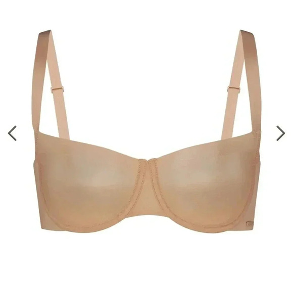 Skims Ultra Fine Mesh Bra Color Clay Size 34C - Picture 1 of 4